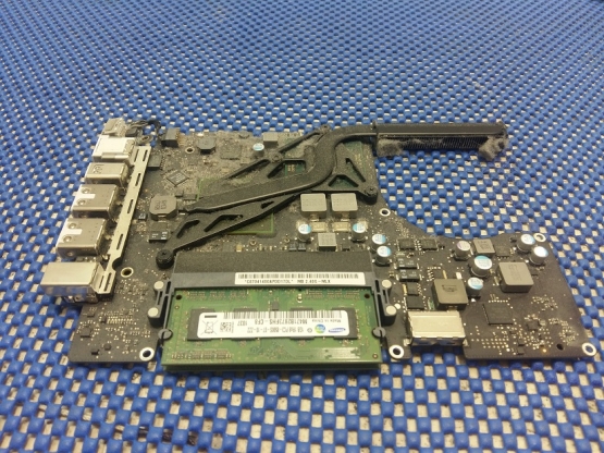   Macbook A1181
