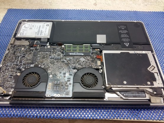   Macbook Pro A1297