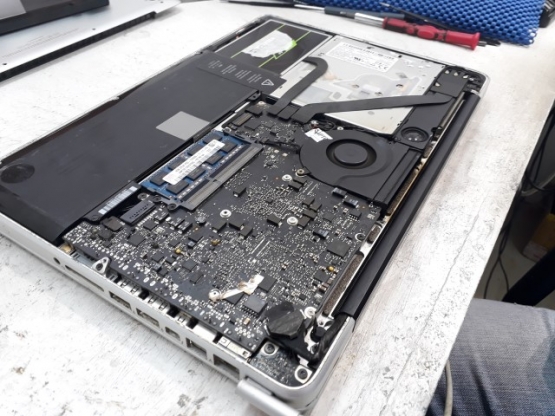   Macbook Pro A1278