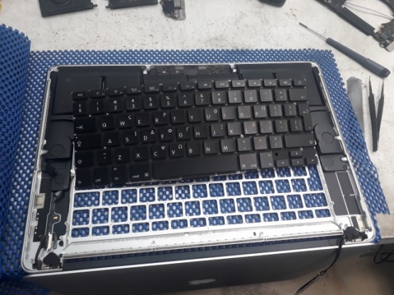   MacBook Pro A1398
