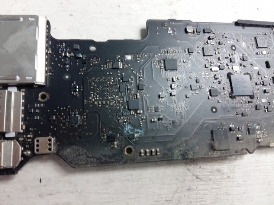    Macbook Air A1466
