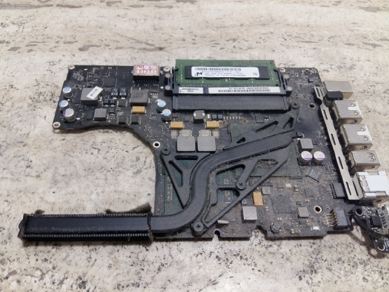   Macbook Pro A1342