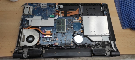   Sony Vaio VGN AW Series