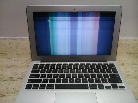   Macbook Air A1465