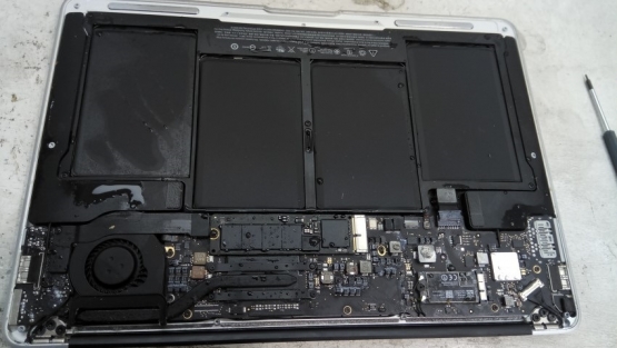     MacBook Air A1466